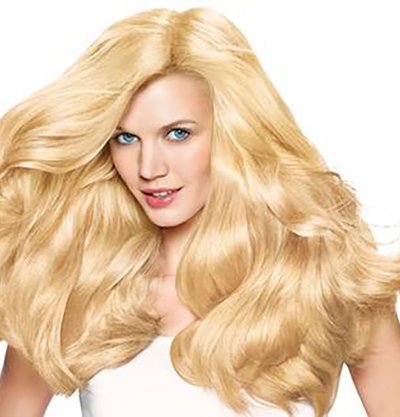 Blond haar zonder de oranje gloed na het verven: vier cruciale tips